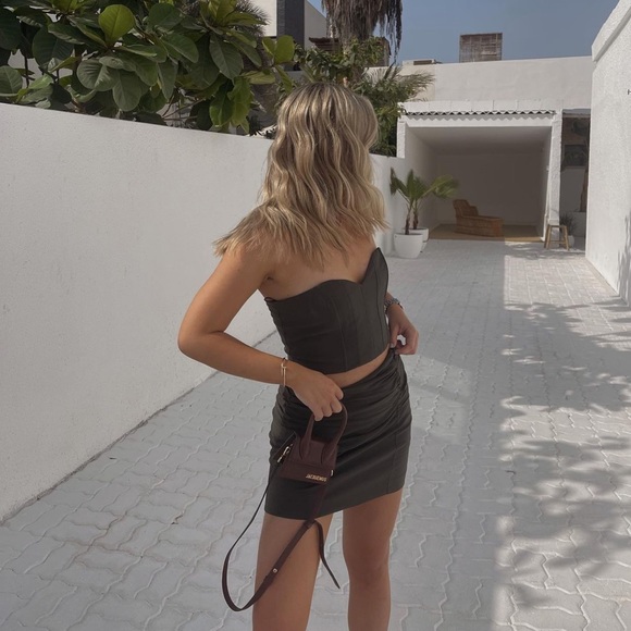Zara Set - Stretch Linen Blend Crop Top & Skirt - Picture 9 of 17